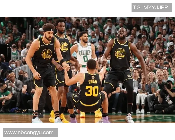 克莱汤普森：勇士队的三分射手与篮球传奇的成长之路