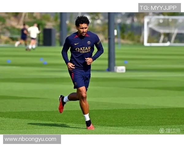 马尔基尼奥斯：从青涩小将到世界顶级后卫的成长之路